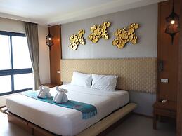 The Signature Hotel Thapae