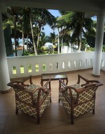 Tharanga Surfing Villa