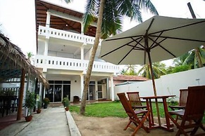 Tharanga Surfing Villa