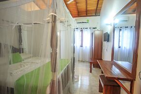 Tharanga Surfing Villa