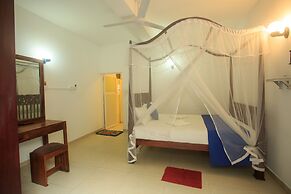 Tharanga Surfing Villa