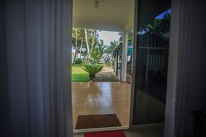 Tharanga Surfing Villa