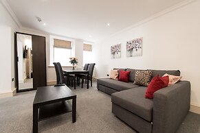 Royal Princes Suites