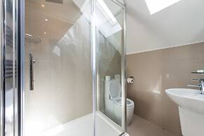 Royal Princes Suites