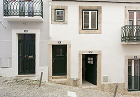 2BLocal Castelo Picão Apartments