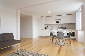 2BLocal Castelo Picão Apartments