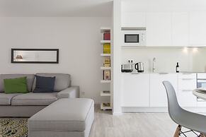 2BLocal Castelo Picão Apartments