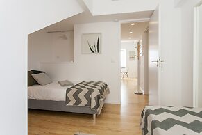 2BLocal Castelo Picão Apartments