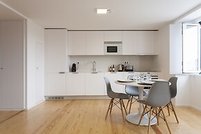 2BLocal Castelo Picão Apartments