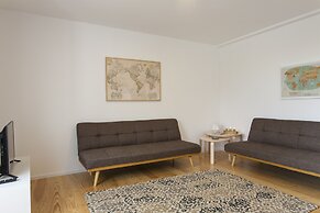 2BLocal Castelo Picão Apartments