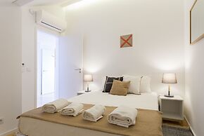 2BLocal Castelo Picão Apartments