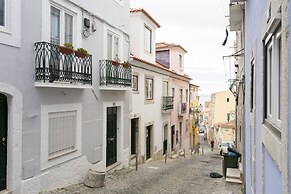 2BLocal Castelo Picão Apartments