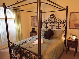 Davenport Area Pool Homes by SVV