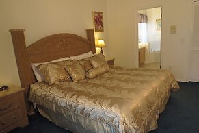 Westridge Area Pool Home