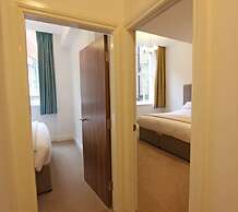 The Castle Collection - 25 Castle Street