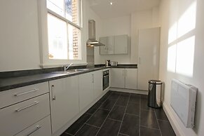 The Castle Collection - 25 Castle Street