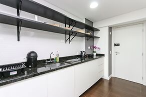 7th Avenue Oxford Residence