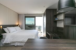 7th Avenue Oxford Residence