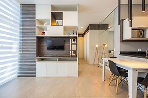 7th Avenue Oxford Residence