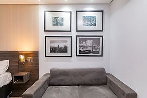 7th Avenue Oxford Residence