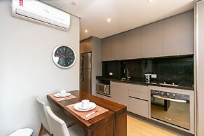7th Avenue Oxford Residence