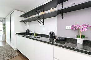 7th Avenue Oxford Residence
