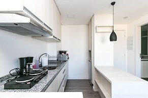 7th Avenue Oxford Residence