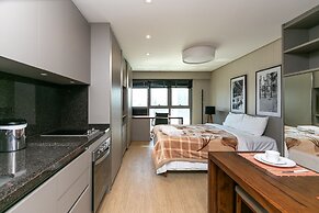 7th Avenue Oxford Residence