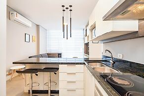 7th Avenue Oxford Residence