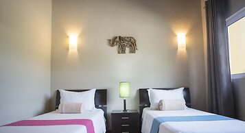 Costa Esmeralda Village