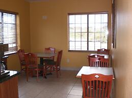 Sunbridge Inn & Suites