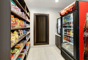 Holiday Inn Express & Suites Dallas NW - Farmers Branch by IHG