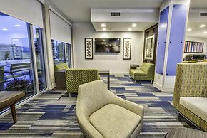 Holiday Inn Express & Suites Dallas NW - Farmers Branch by IHG
