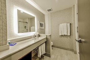 Holiday Inn Express & Suites Dallas NW - Farmers Branch by IHG