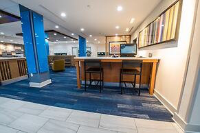 Holiday Inn Express & Suites Lake Charles South Casino Area by IHG