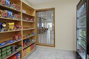 Holiday Inn Express & Suites Lake Charles South Casino Area by IHG