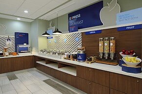 Holiday Inn Express & Suites Lake Charles South Casino Area by IHG