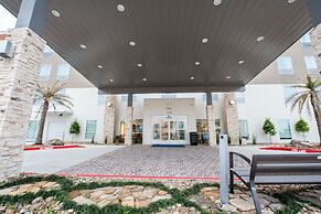 Holiday Inn Express & Suites Lake Charles South Casino Area by IHG
