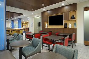 Holiday Inn Express & Suites Lake Charles South Casino Area by IHG