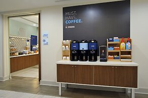 Holiday Inn Express & Suites Lake Charles South Casino Area by IHG