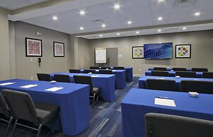 Holiday Inn Express & Suites Lake Charles South Casino Area by IHG