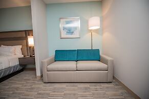 Holiday Inn Express & Suites Lake Charles South Casino Area by IHG