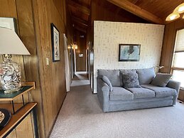 Exhale 3 Bedroom Cottage by RedAwning