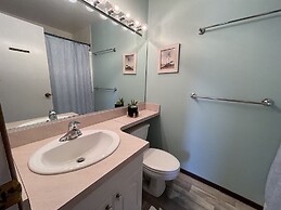 Exhale 3 Bedroom Cottage by RedAwning