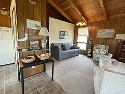 Exhale 3 Bedroom Cottage by RedAwning