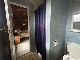 Exhale 3 Bedroom Cottage by RedAwning