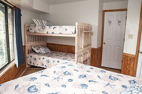 Dune Rose 3 Bedroom Cottage by RedAwning