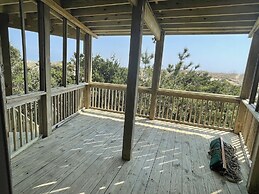 Dune Rose 3 Bedroom Cottage by RedAwning