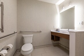 Holiday Inn Express & Suites Greenville S- Piedmont by IHG