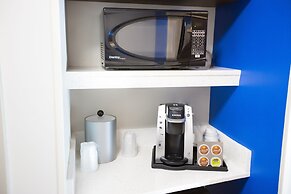 Holiday Inn Express & Suites Greenville S- Piedmont by IHG